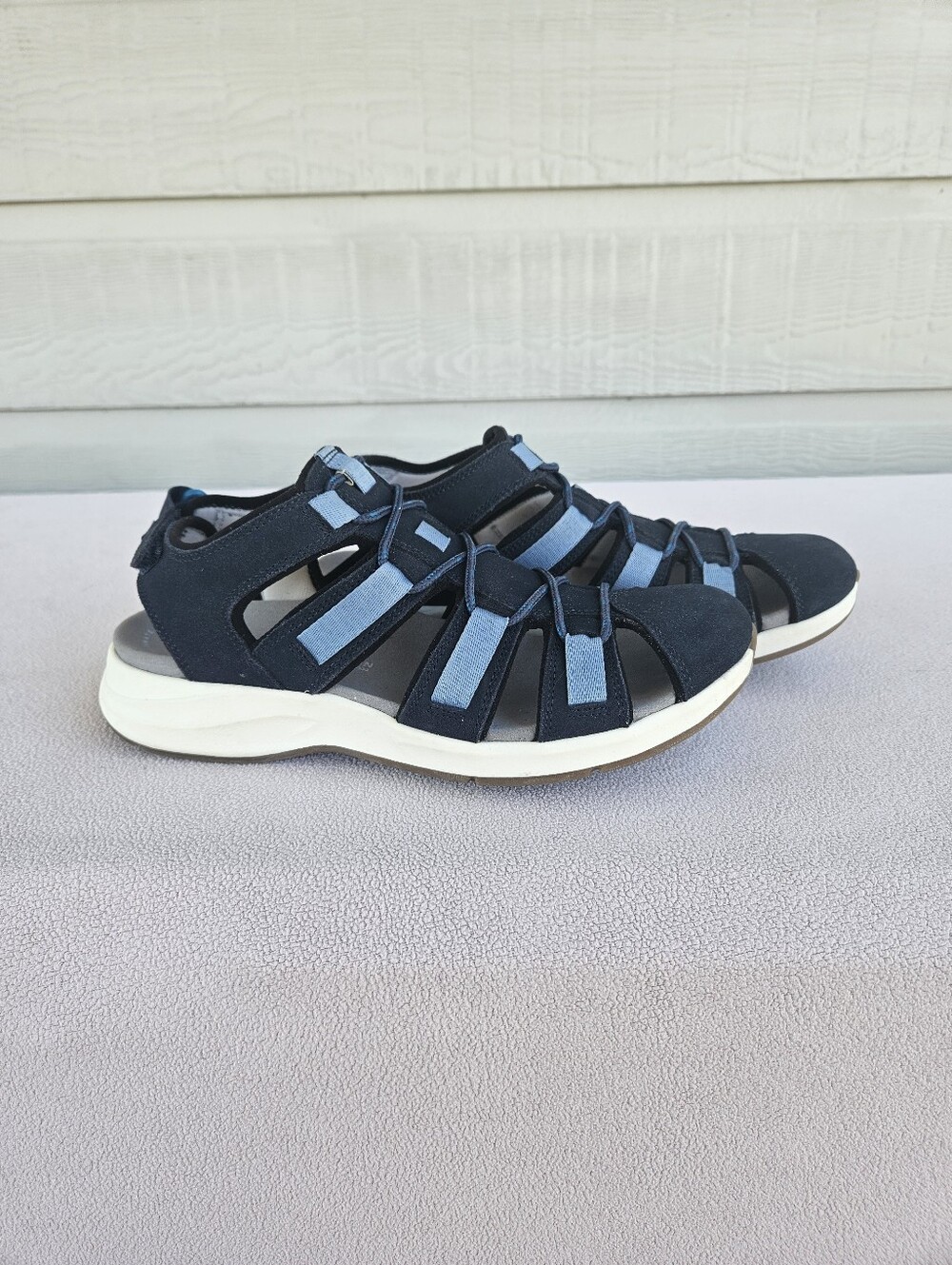 Clarks Solan Sail Fisherman Sandals Women SZ 8.5 Blue Hook & Loop